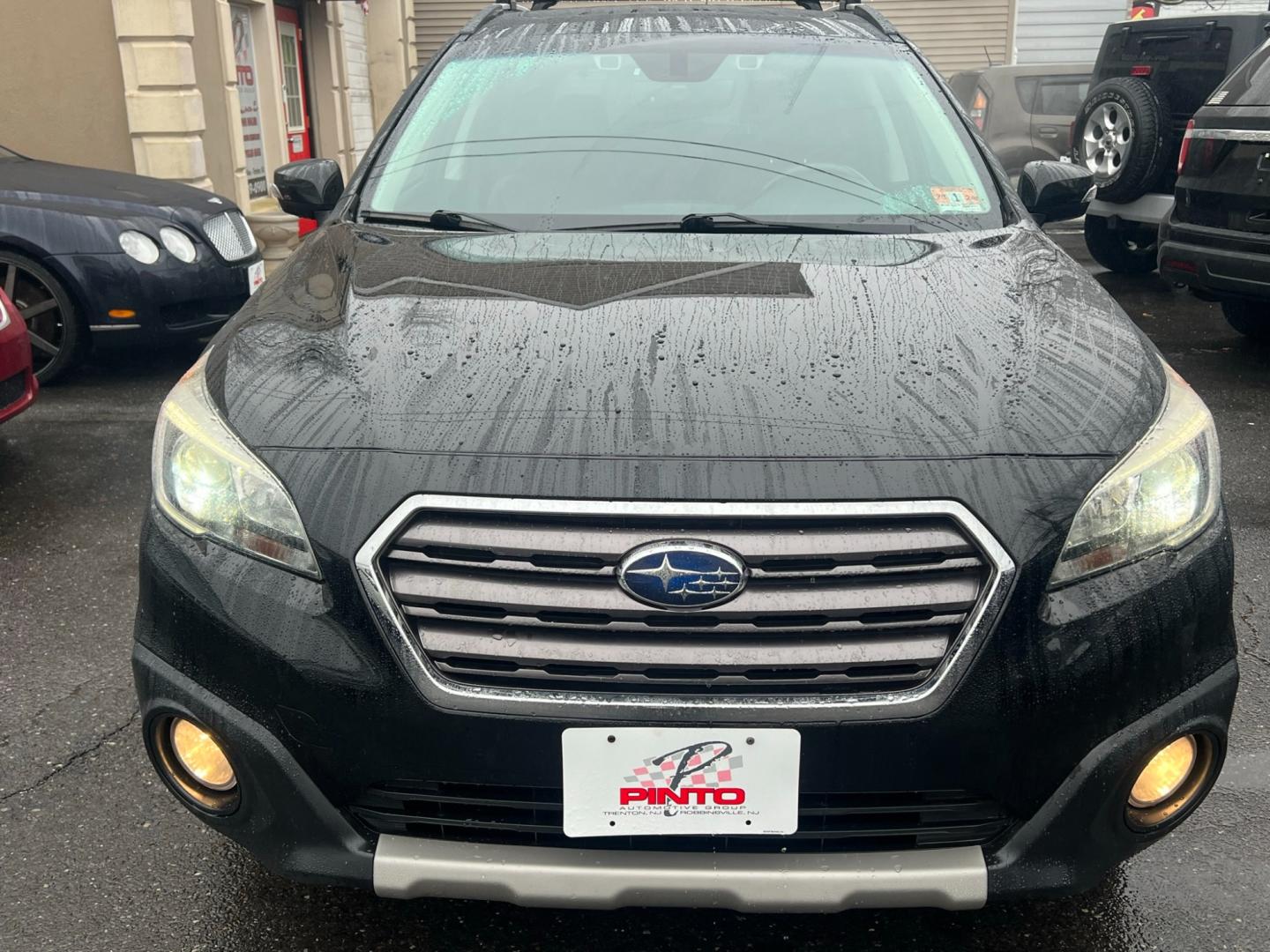 2017 BLACK /Brown Leather Subaru Outback 2.5i Touring (4S4BSETCXH3) with an 2.5L H4 DOHC 16V engine, 6A transmission, located at 1018 Brunswick Ave, Trenton, NJ, 08638, (609) 989-0900, 40.240086, -74.748085 - Photo#21